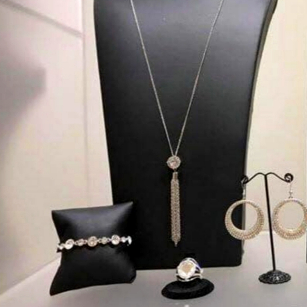 "Fiercely Fifth Ave" 5 Piece Set